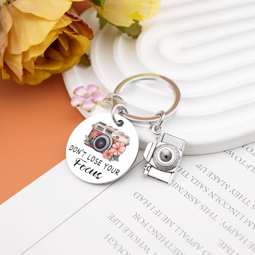 UIWIHHP Cool Photographer Gifts for Women Men Cute Camera Keychain Gift for… - Image 5