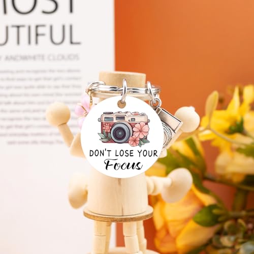 UIWIHHP Cool Photographer Gifts for Women Men Cute Camera Keychain Gift for… - Image 6
