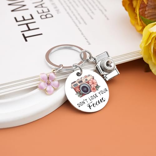 UIWIHHP Cool Photographer Gifts for Women Men Cute Camera Keychain Gift for… - Image 3